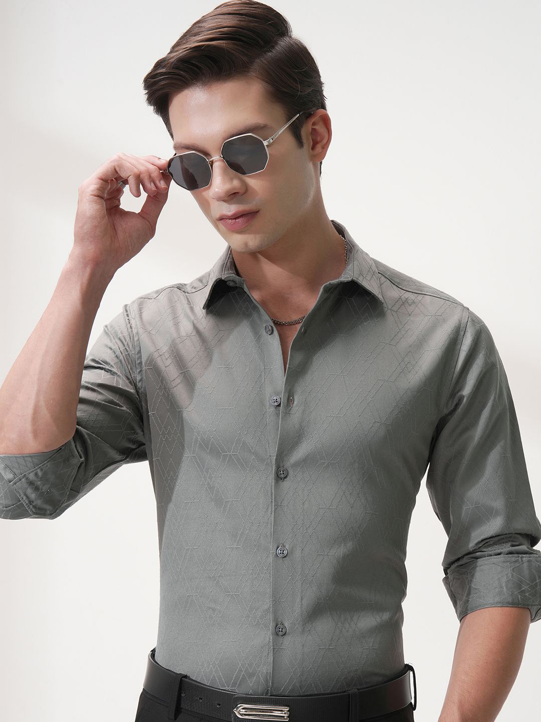 HIGHLANDER Men Grey Comfort Slim Fit Jacquard Textured Casual Shirt