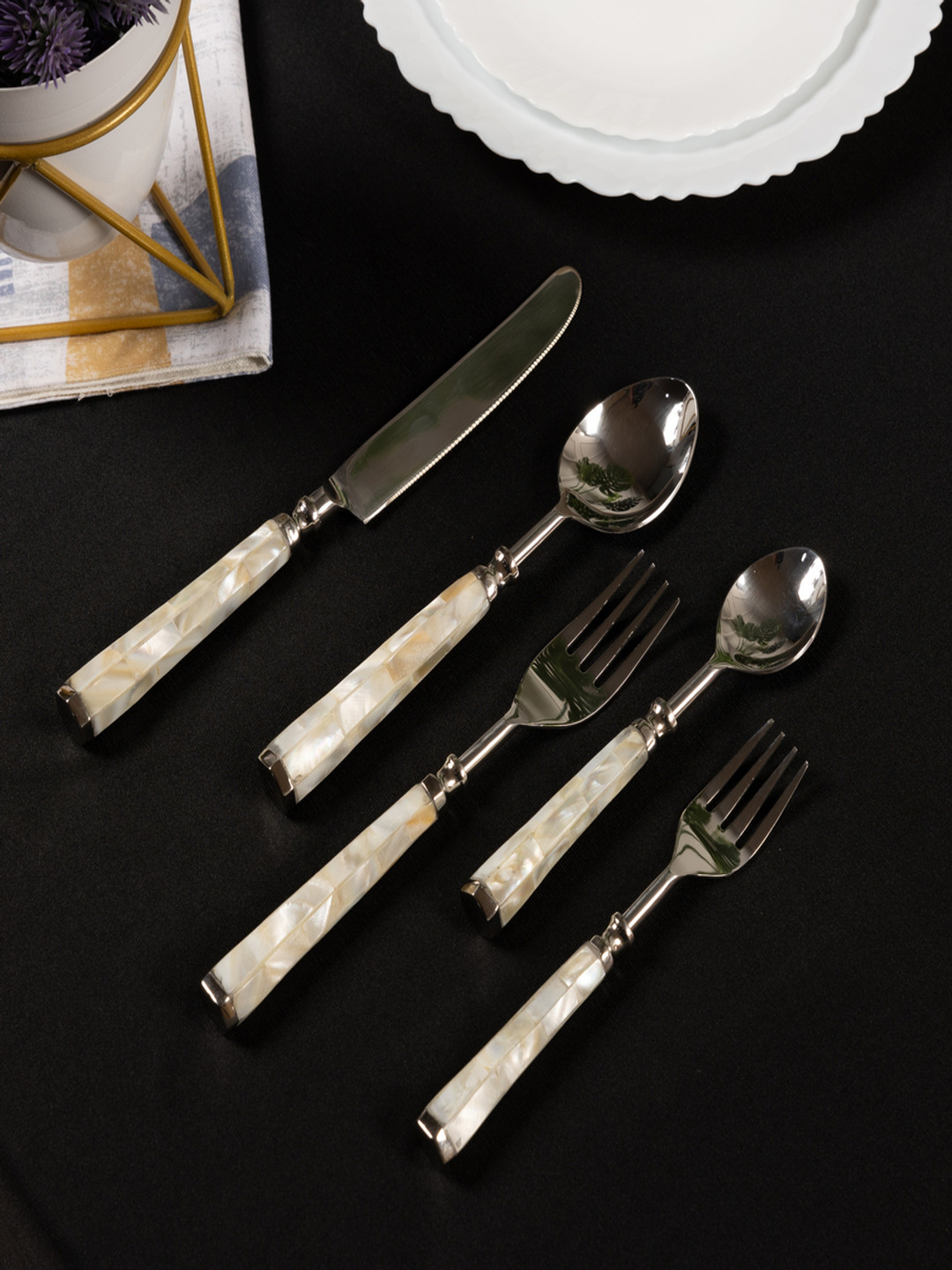 THREADVIBE LIVING Silver-Toned Glass Cutlery Set of