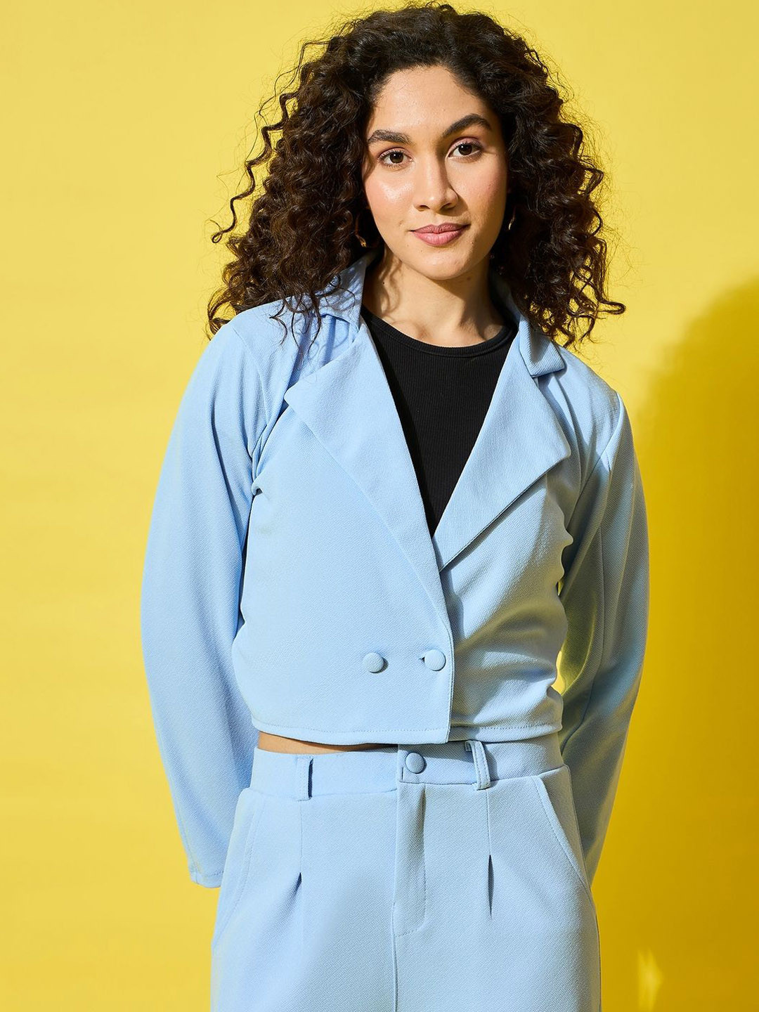 DIMPY GARMENTS Notched Lapel Double-Breasted Crop Blazer