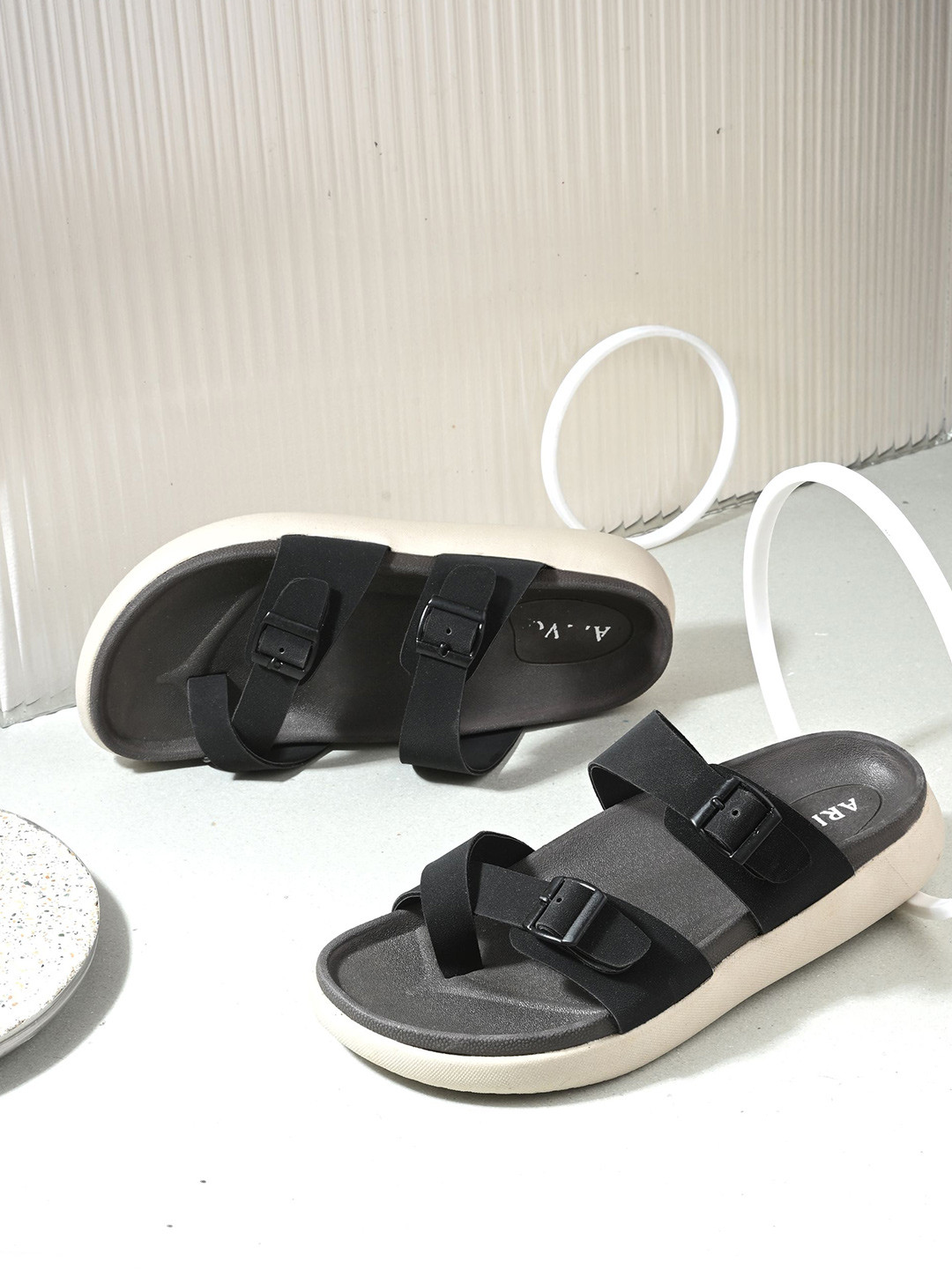 ARIVO Men Comfort Sandals With Buckle