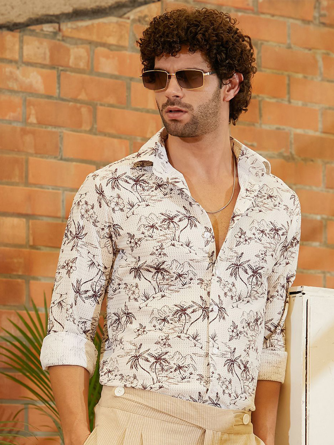 Campus Sutra Men Classic Printed Casual Retro Lume Shirt
