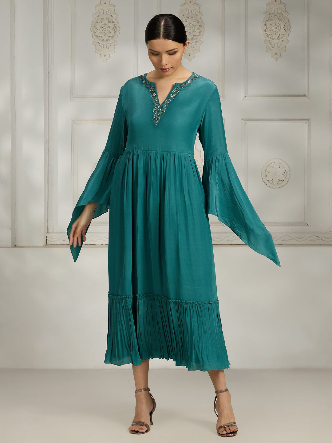 Rivaar By Rocky Star Solid Gathered or Pleated V-Neck Flared Sleeves A-Line Maxi Dress