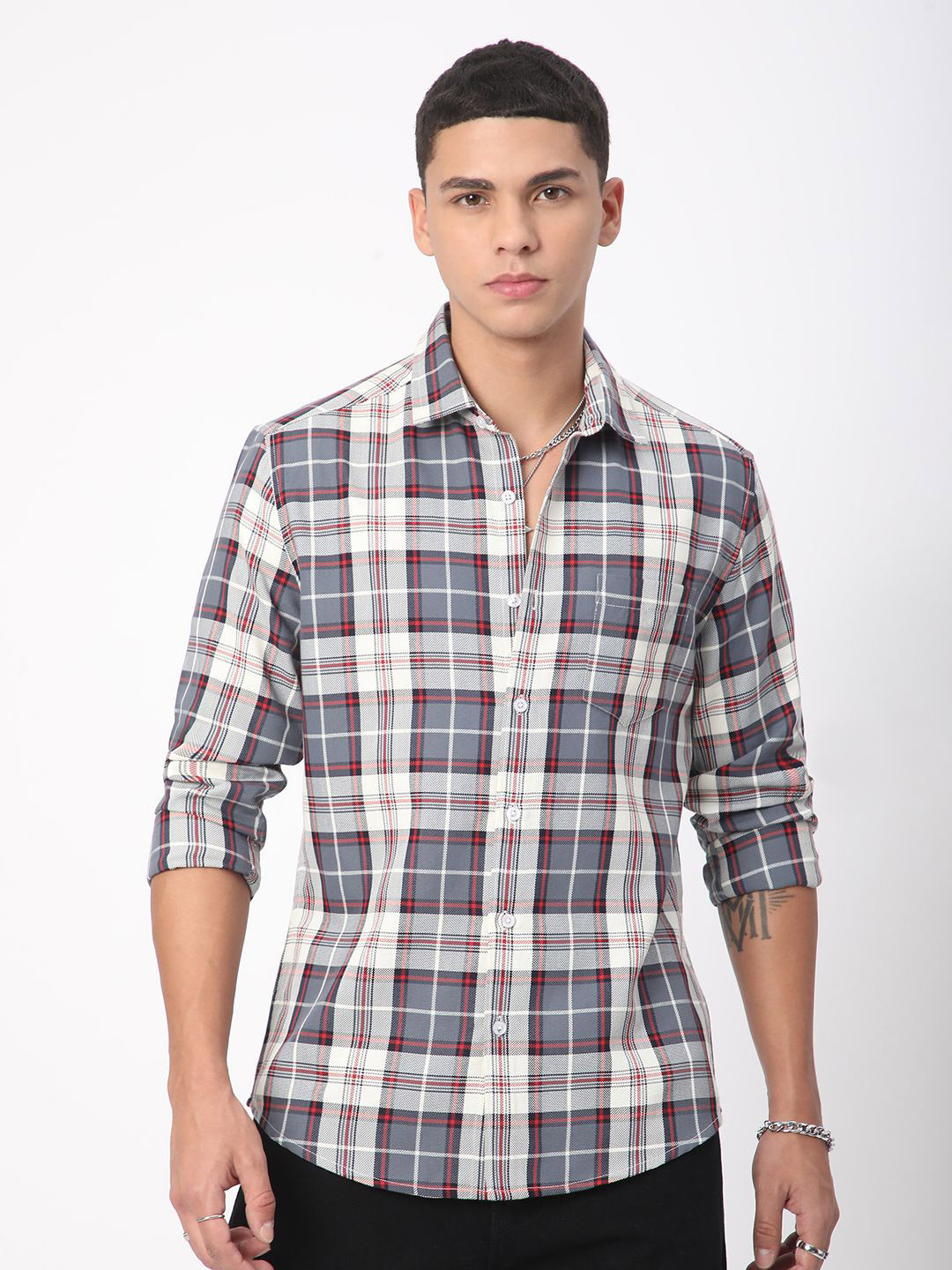 VASTRADO Men Grey Classic Slim Fit Checkered Shirt