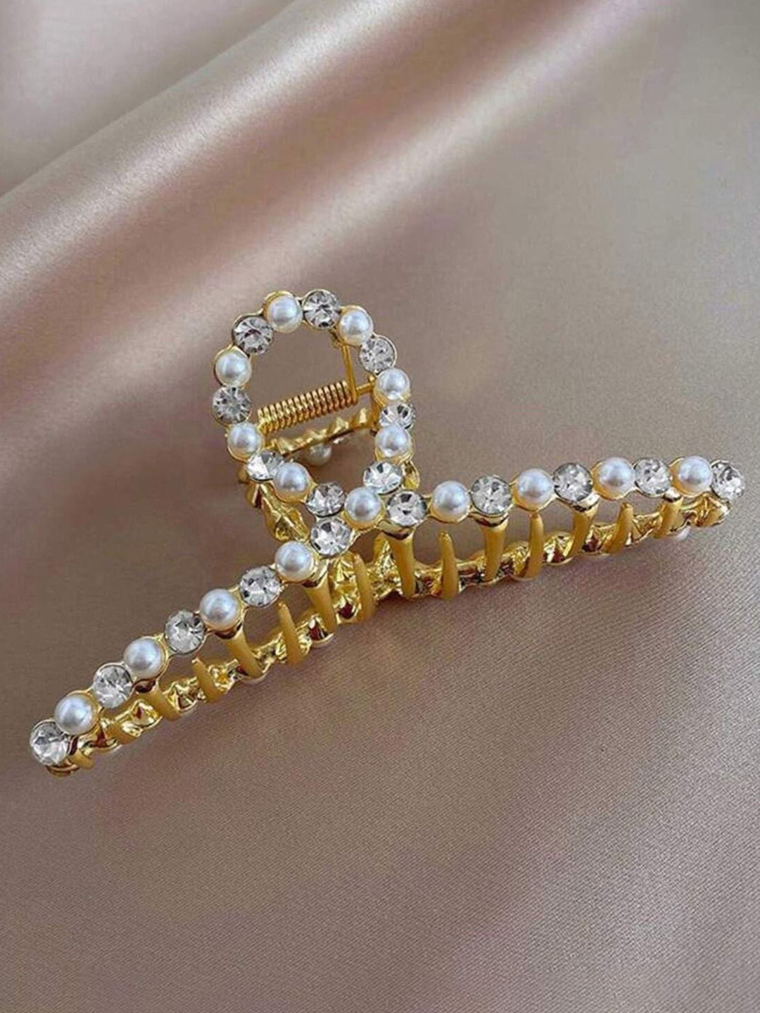 AmazingKarts Women Pearl  Claw Clip