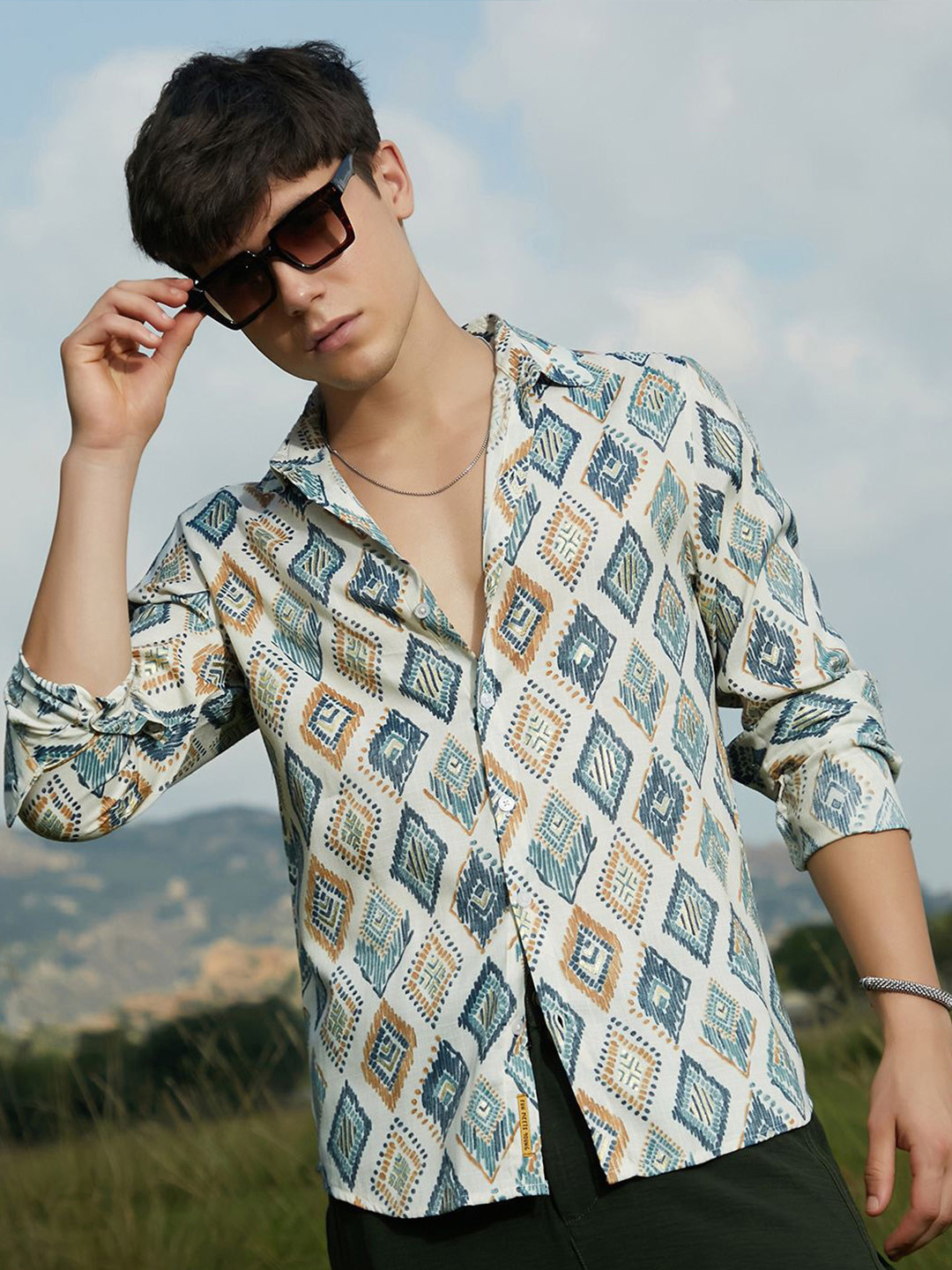 Campus Sutra Men Classic Printed Nomadic Lozenge Shirt