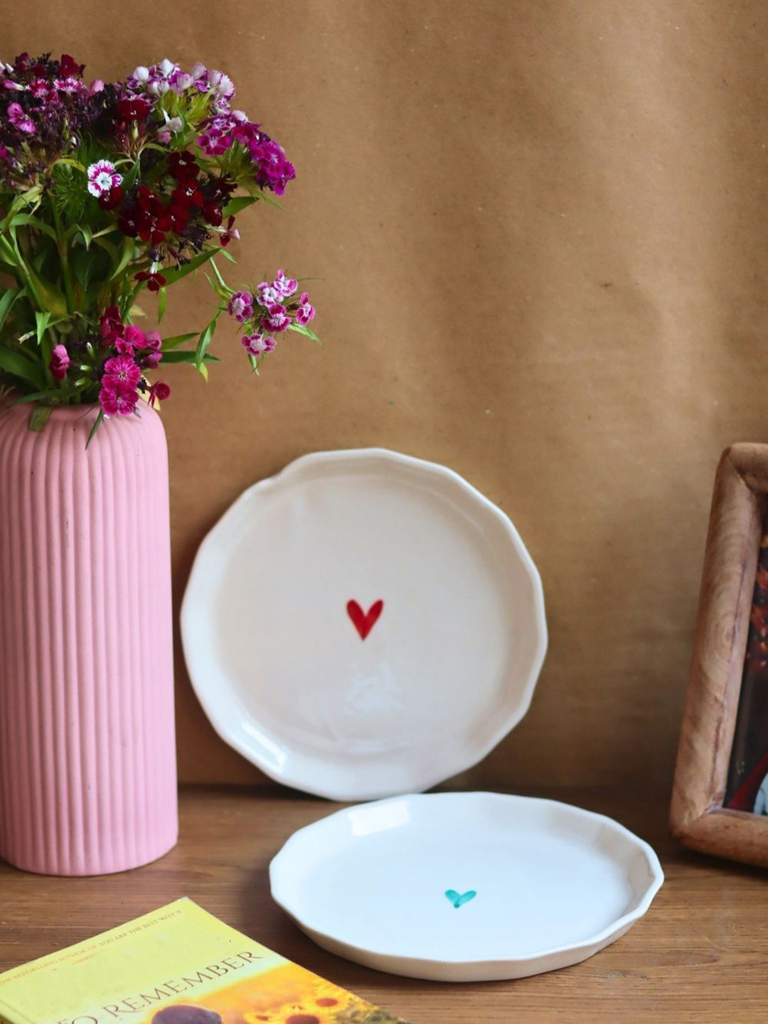 WEAVING HOMES White & Red 2 Pieces Heart & Teal Heart Ceramic Snack Plates