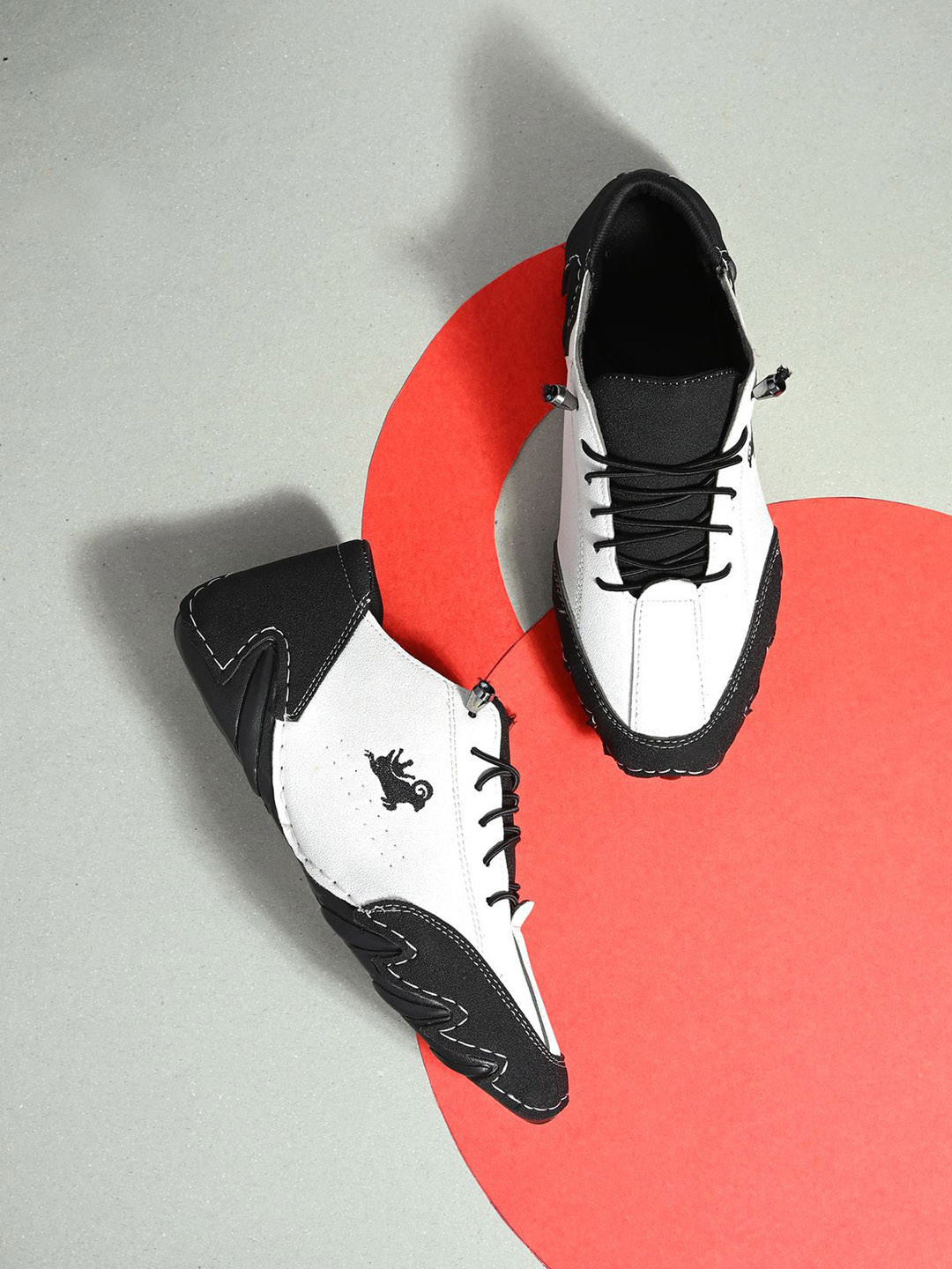 Corsac Debake Half Men Casual Sneakers