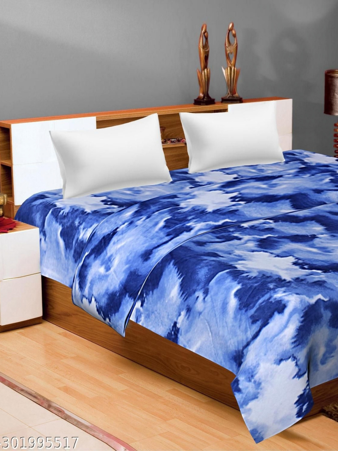 Changers Blue & White 3D Abstract Printed AC Room 300 GSM Double Bed Blanket