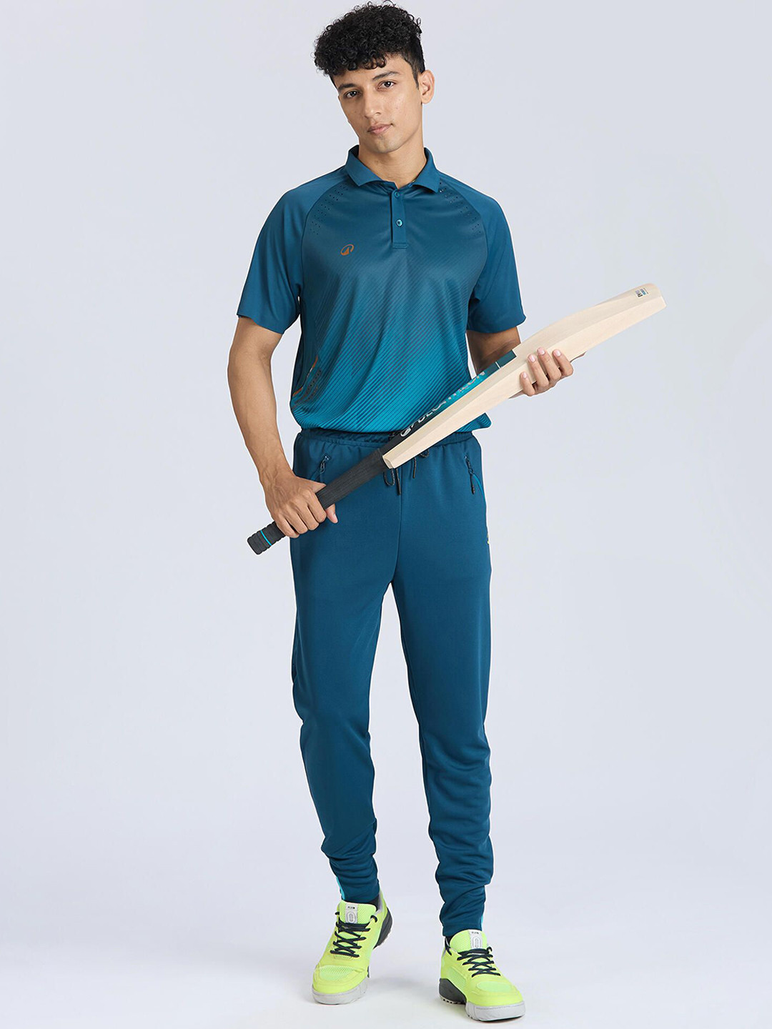 Decathlon FLX - Men Mid-Rise Regular Fit Taper Fit Ctp 900 Trousers