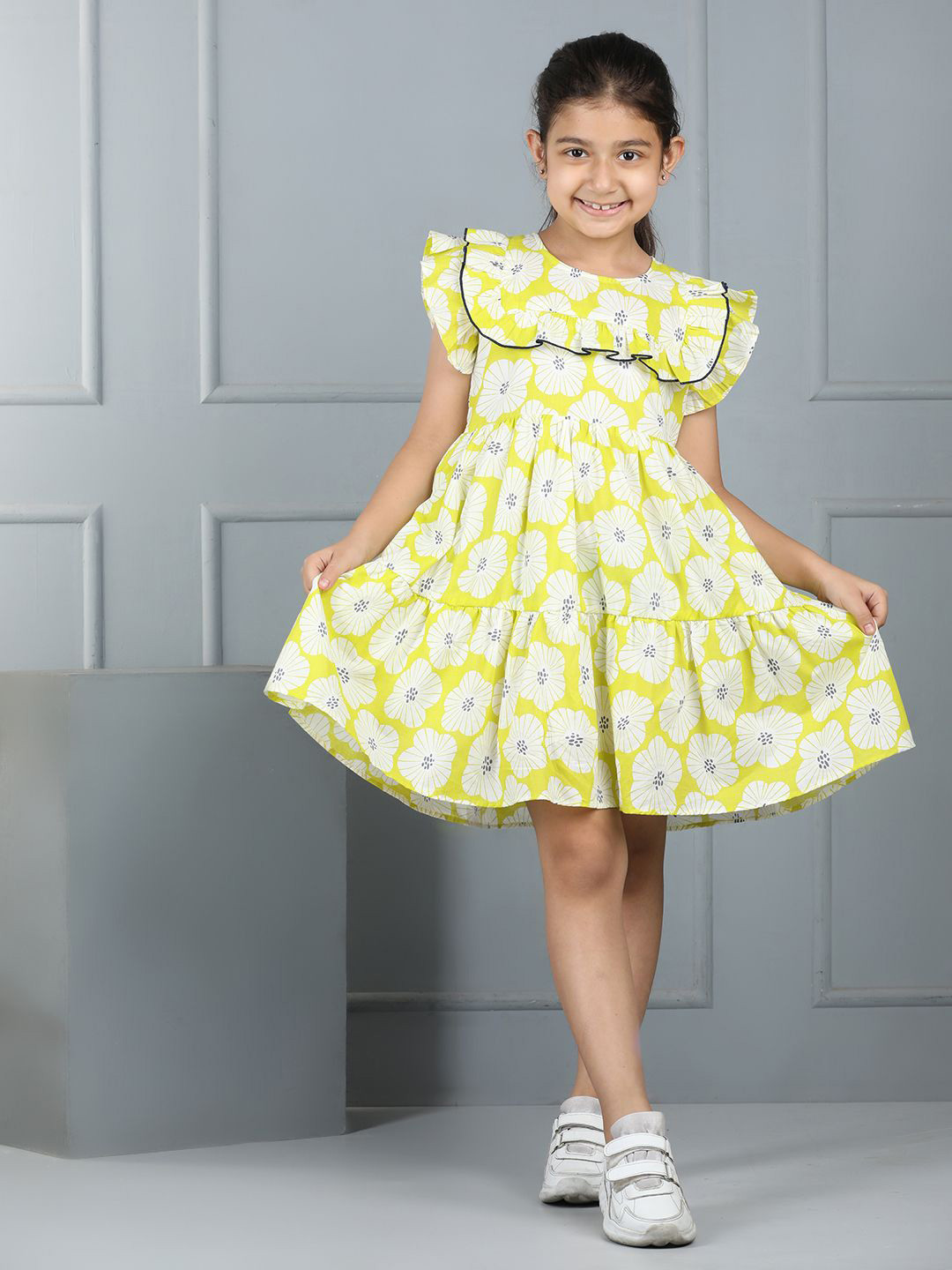 AWW HUNNIE Girls Floral Printed Ruffled Fit And Flare Above Knee Dress