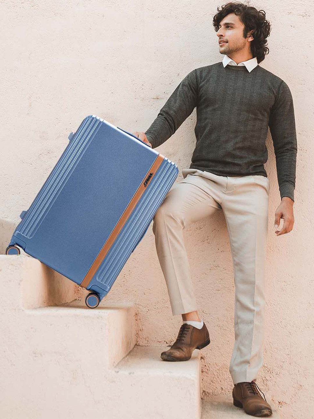 Timus Starlite Hard-Sided Large Trolley Bag