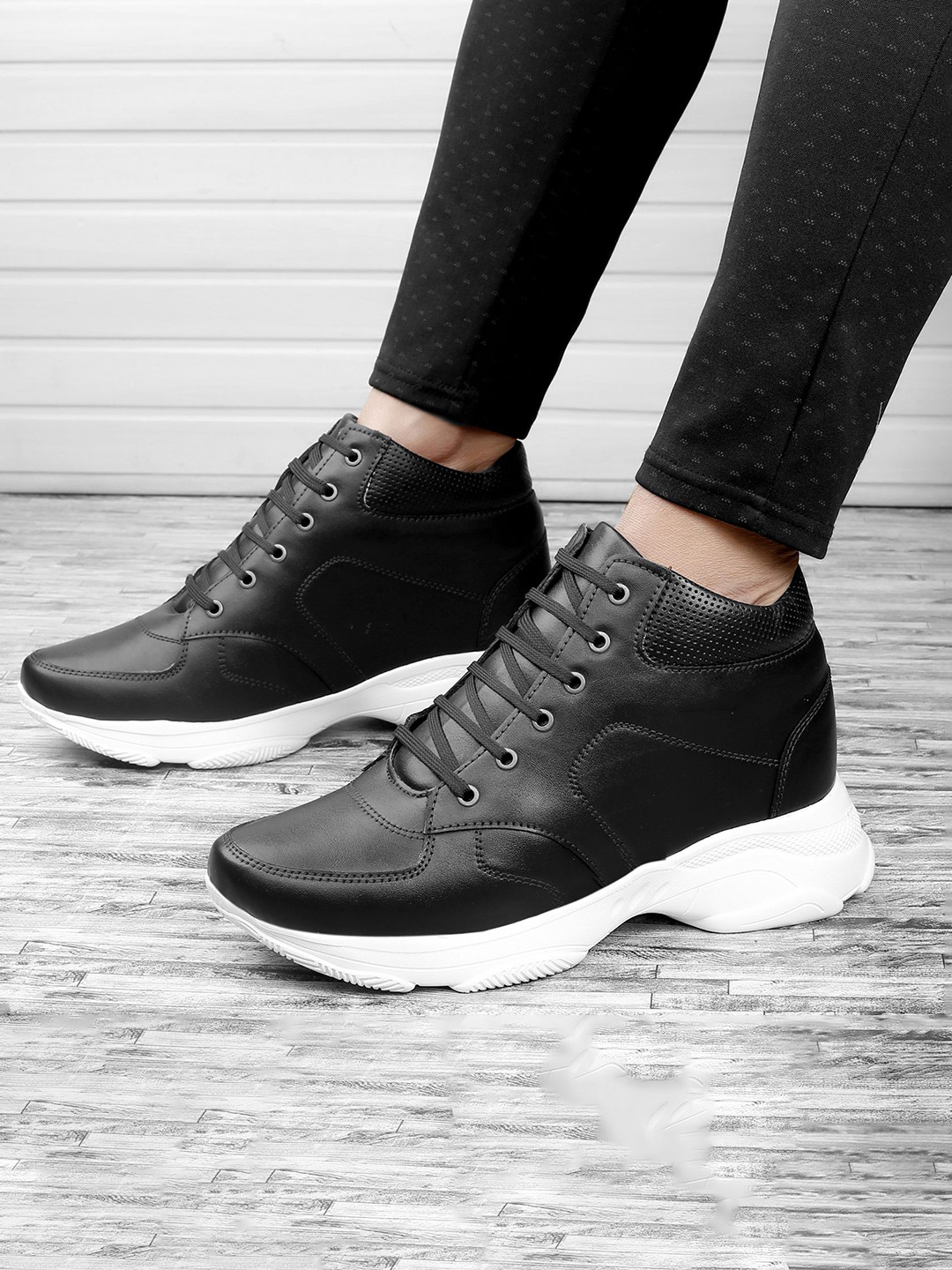 GLOBAL RICH Men Patent Leather Sneakers