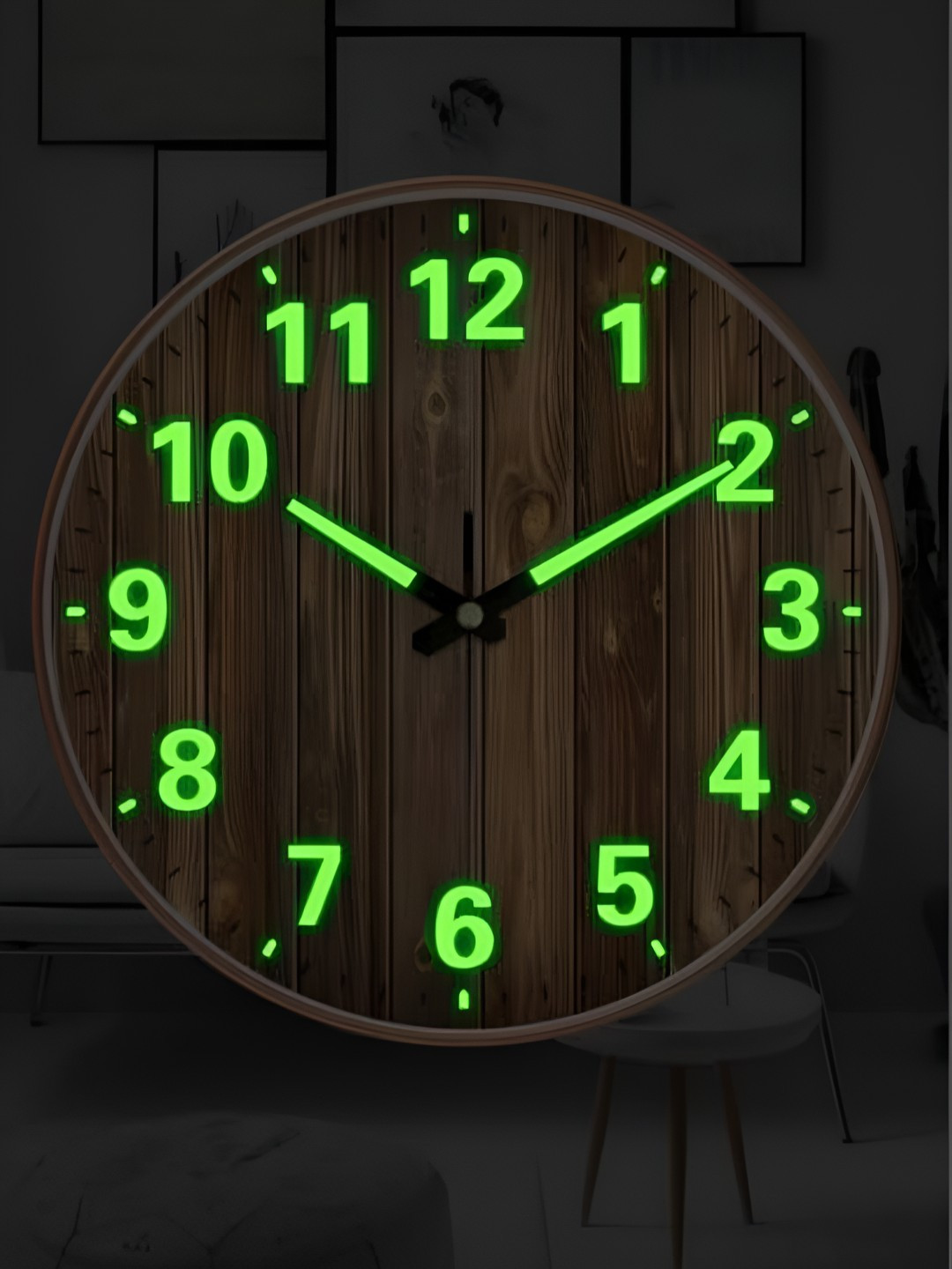 Star work Beige Plastic Large Display Round Battery Analogue Wall Clock-30cm