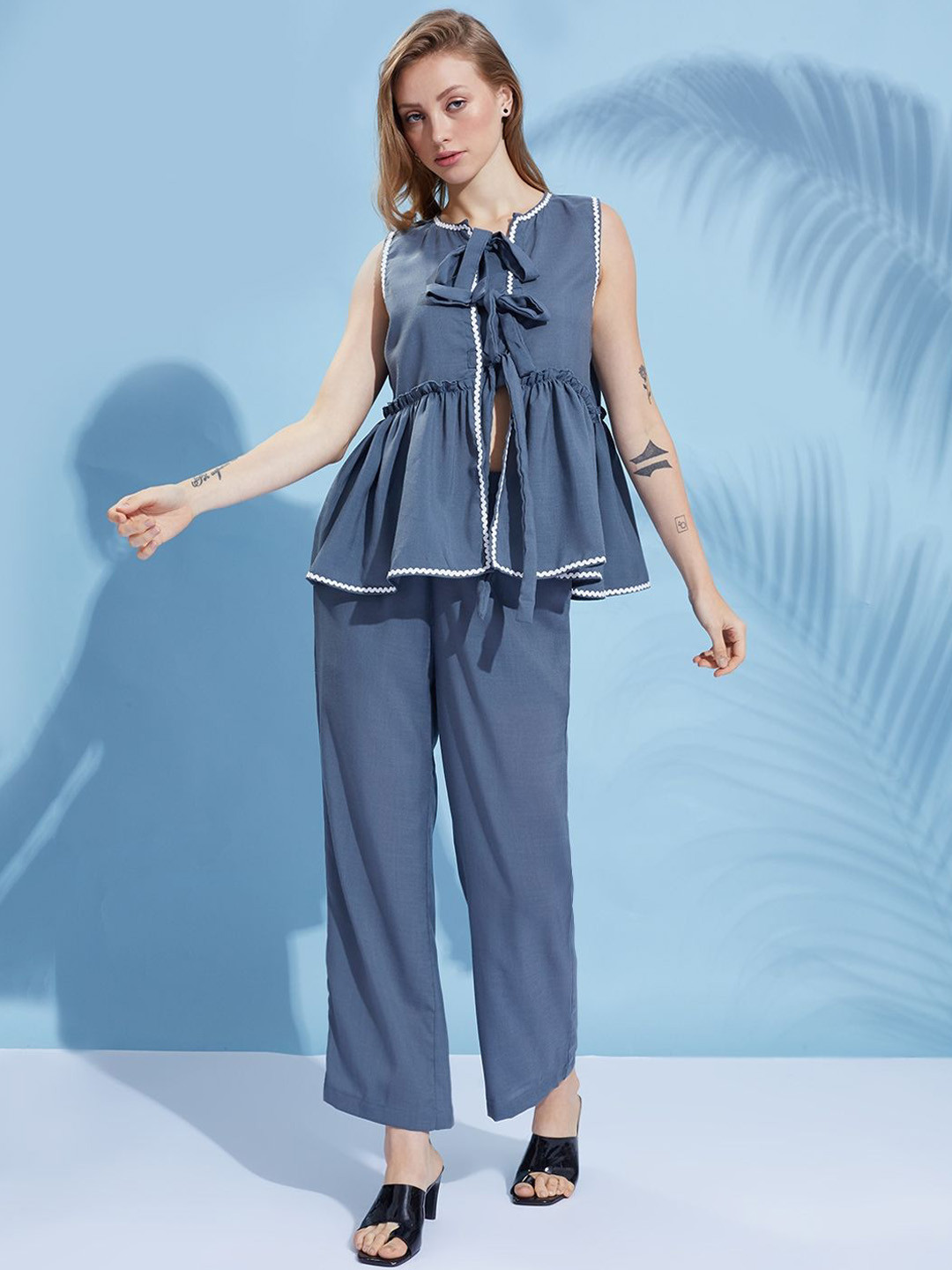 all about you Round Neck Lace Tie-Ups Top With Trousers