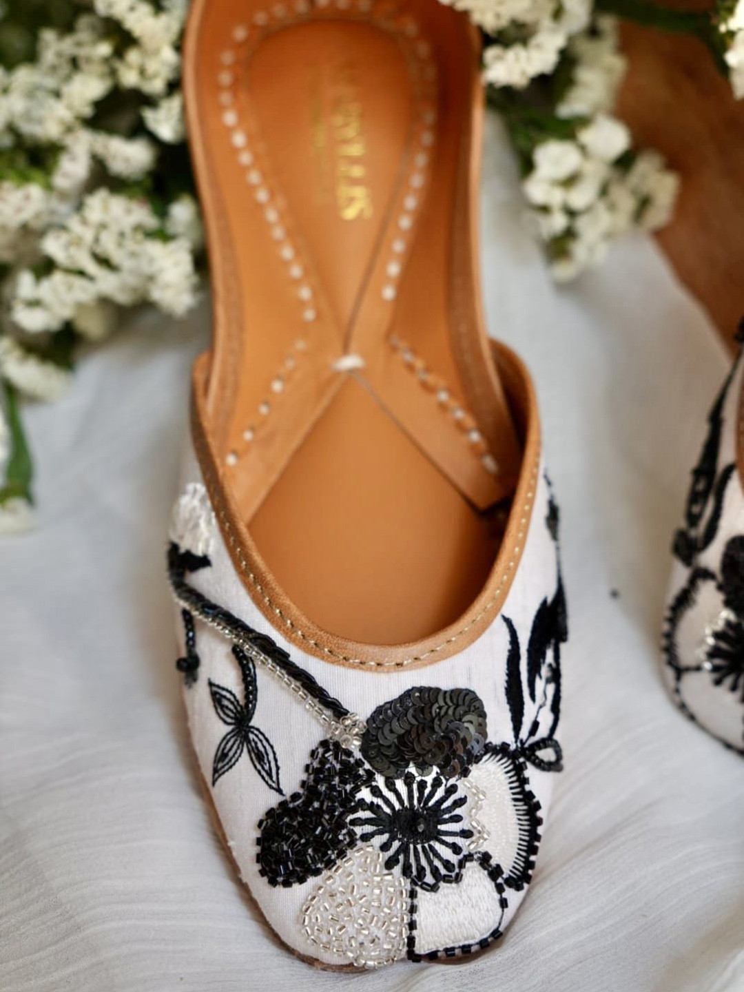 Amaryllis for her Women Floral Embroidered & Embellished Leather Flats Mojaris