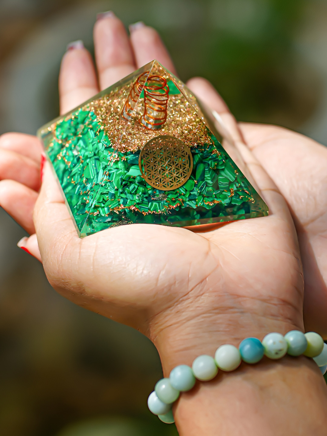 Gemsmantra Malachite Orgonite Pyramid Green Crystal Glossy Prayer Room Tiny Showpiece - 4.3 Inches
