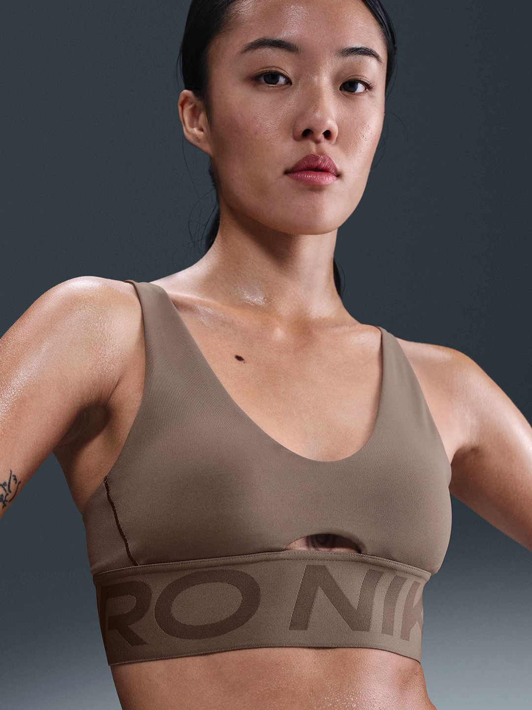 Nike Medium Coverage Lightly Padded Non-Wired Dry Fit Regular Everyday Bra