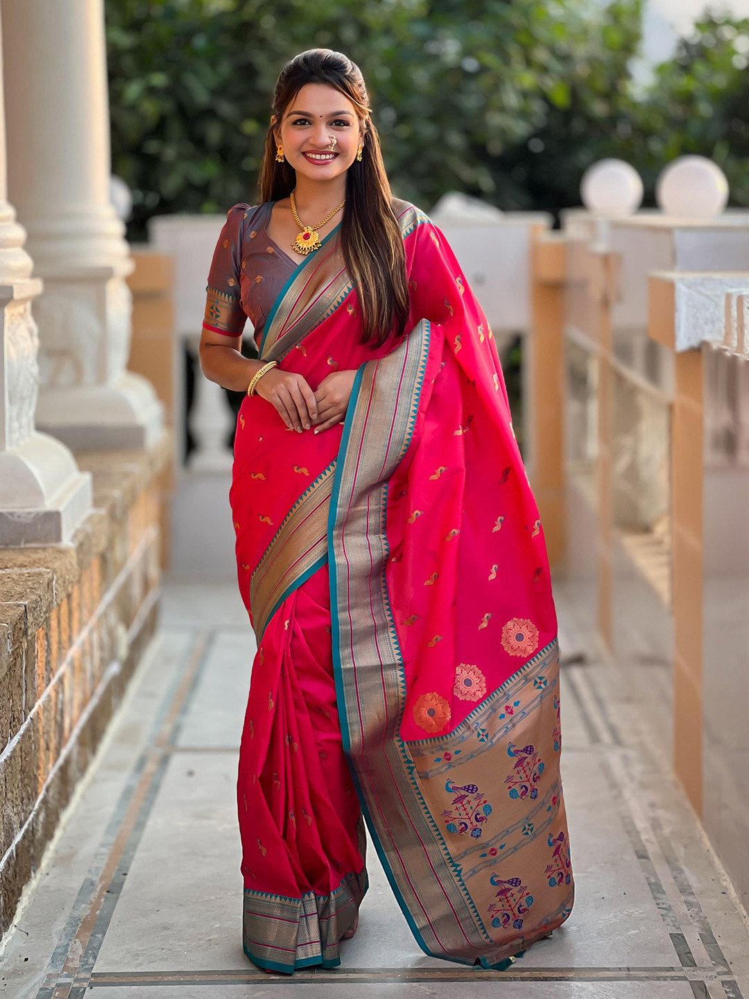 VARNI FABRICS Floral Zari Paithani Saree