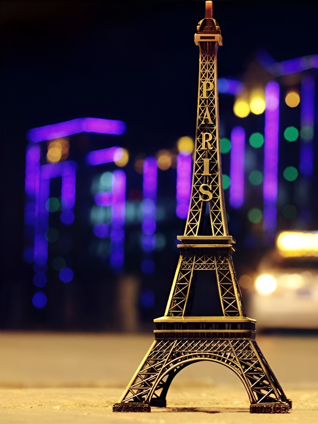 DeoDap Gold-Toned Antique Finish 3D Metal Paris Eiffel Tower Showpiece