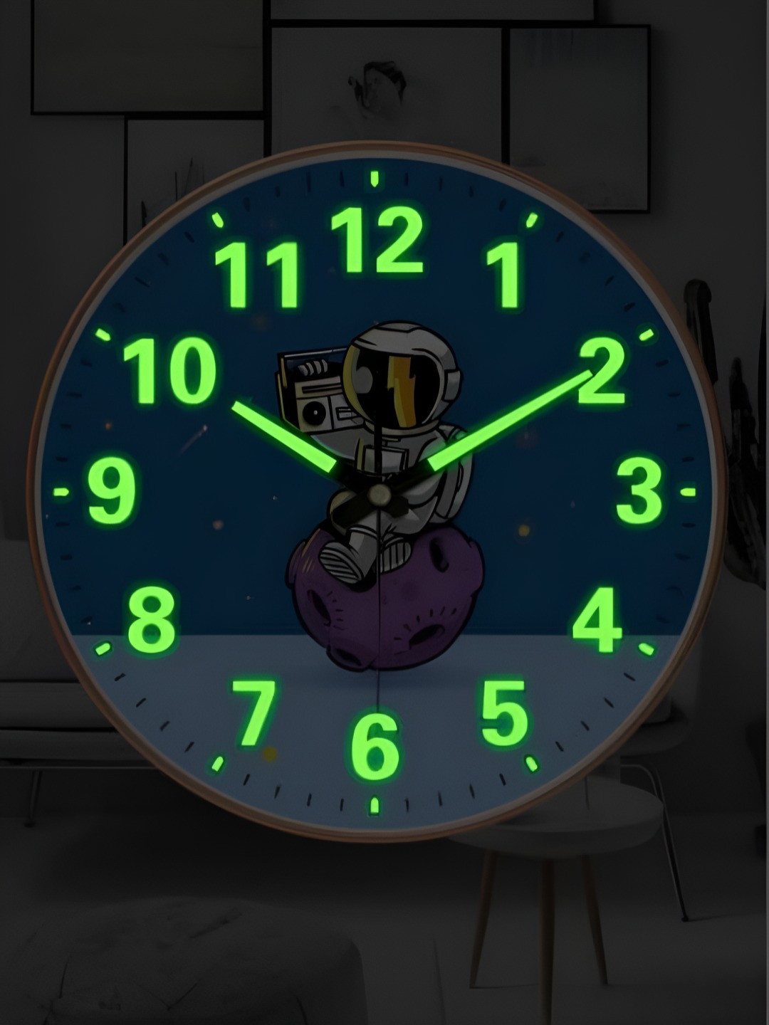 Star work Blue & Green Printed Round Contemporary Analogue Wall Clock