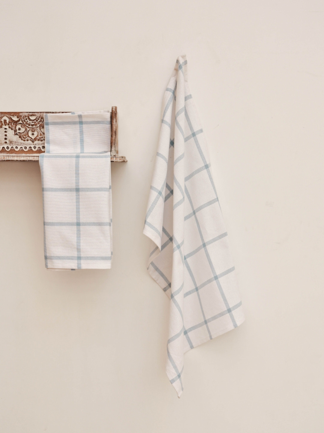 Ariana Beige & Blue 2 Pieces Checked Cotton Highly Absorbent Soft Kitchen Towels