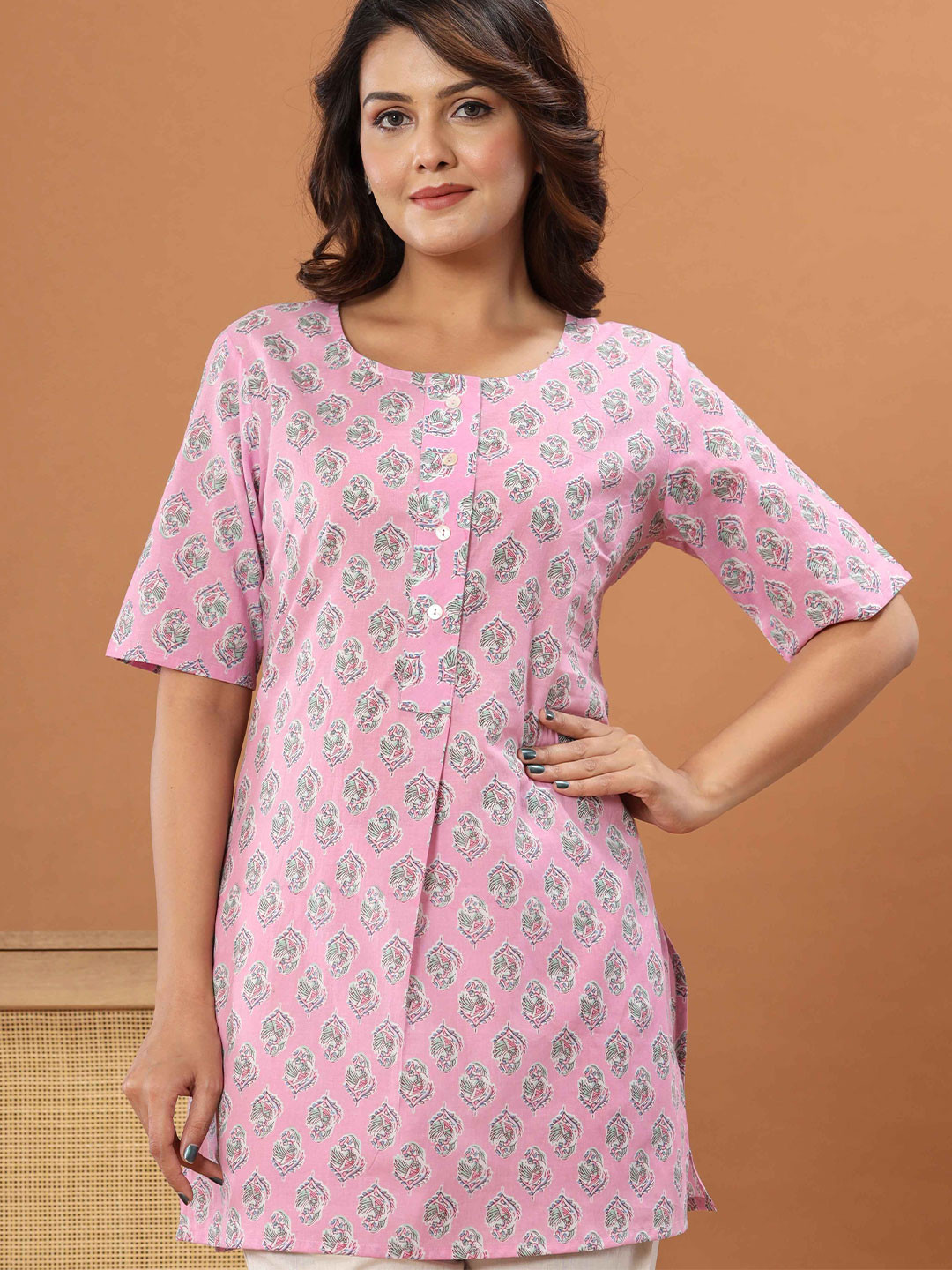 Aaysa Women Printed Pure Cotton Straight Kurti