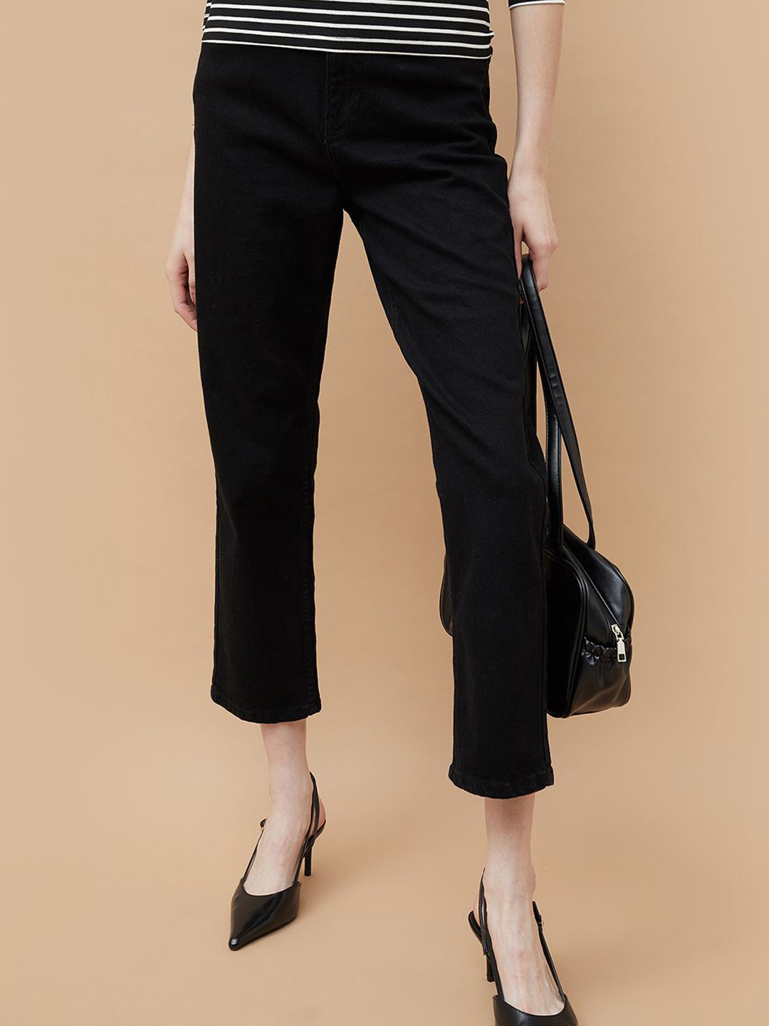 Fame Forever by Lifestyle Women Cotton Straight Fit Mid-Rise Light Fade Cropped Jeans