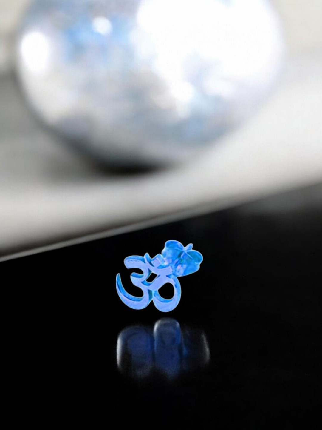 The Roadster Lifestyle Co Men Tiny Om  Stud Earring