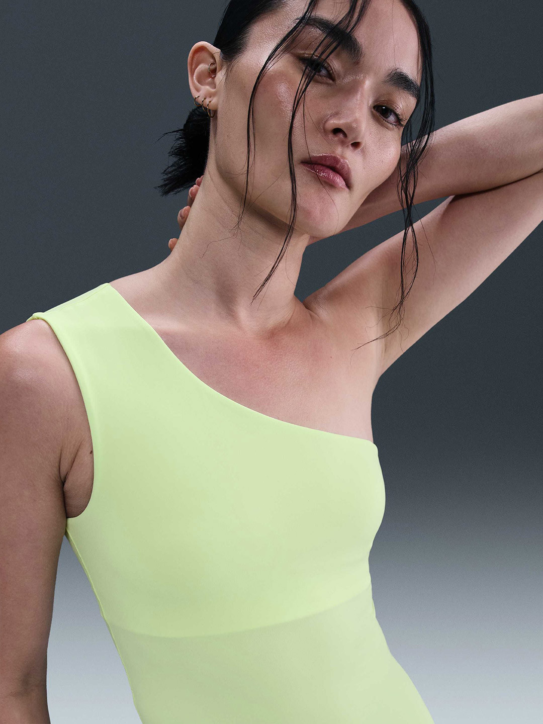 Nike Zenvy Women's Dri-FIT Asymmetrical Tank Top