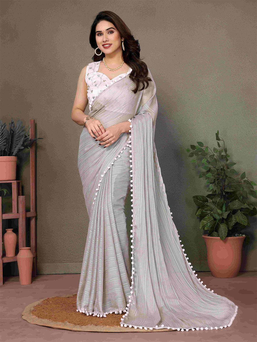 CATCHY FOREVER Striped Saree with Blouse Piece