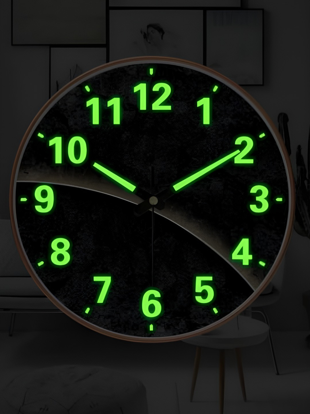 Star work Black Plastic Large Display Round Battery Analogue Wall Clock-30cm