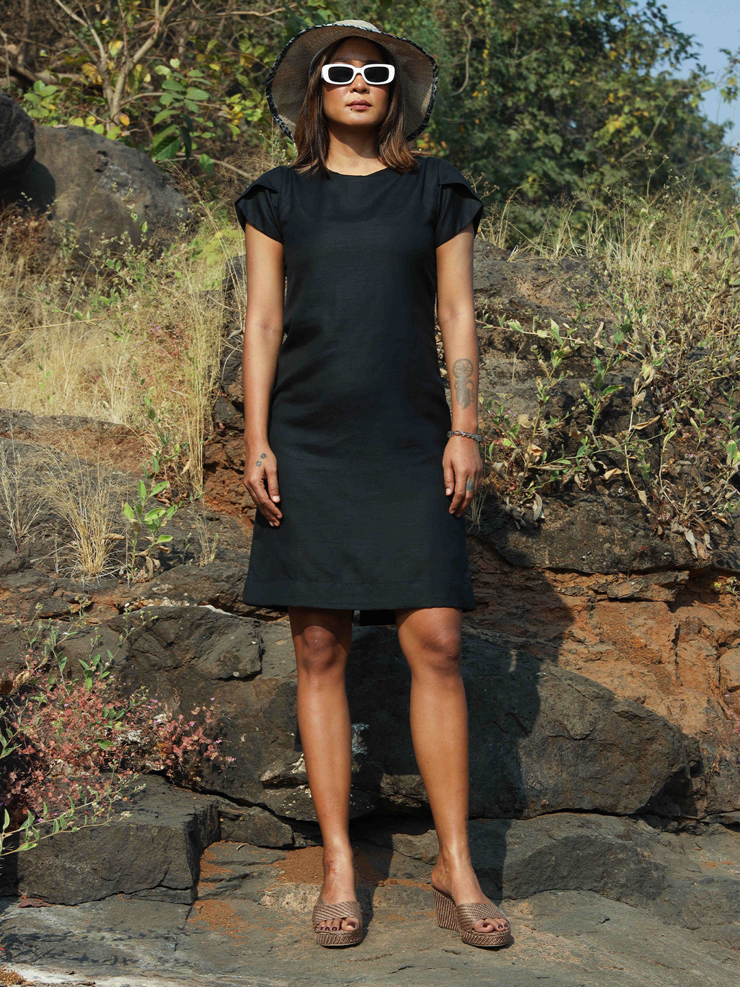 ROAR FOR GOOD Women  Regular Fit Hemp A-Line Dress With Petal Sleeves