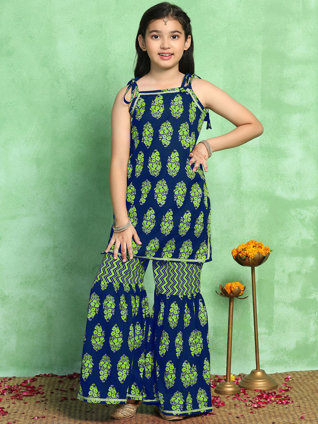 Sangria Girls Ethnic Motifs Printed Shoulder Strap Straight Kurti With Sharara