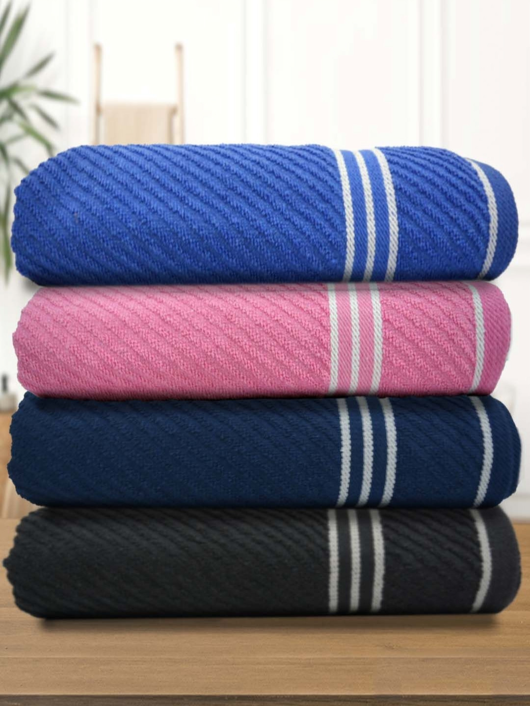 Myntra Elegant Homes Blue And Pink 4 Pieces Cotton 400 GSM Bath Towels