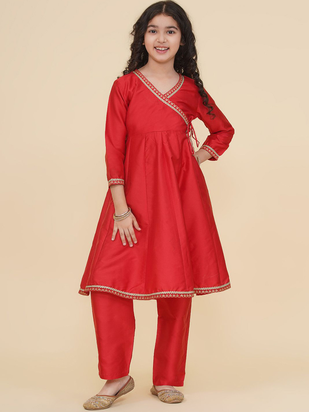 Bitiya by Bhama Girls Floral Yoke Design Angrakh Kurta With Trousers
