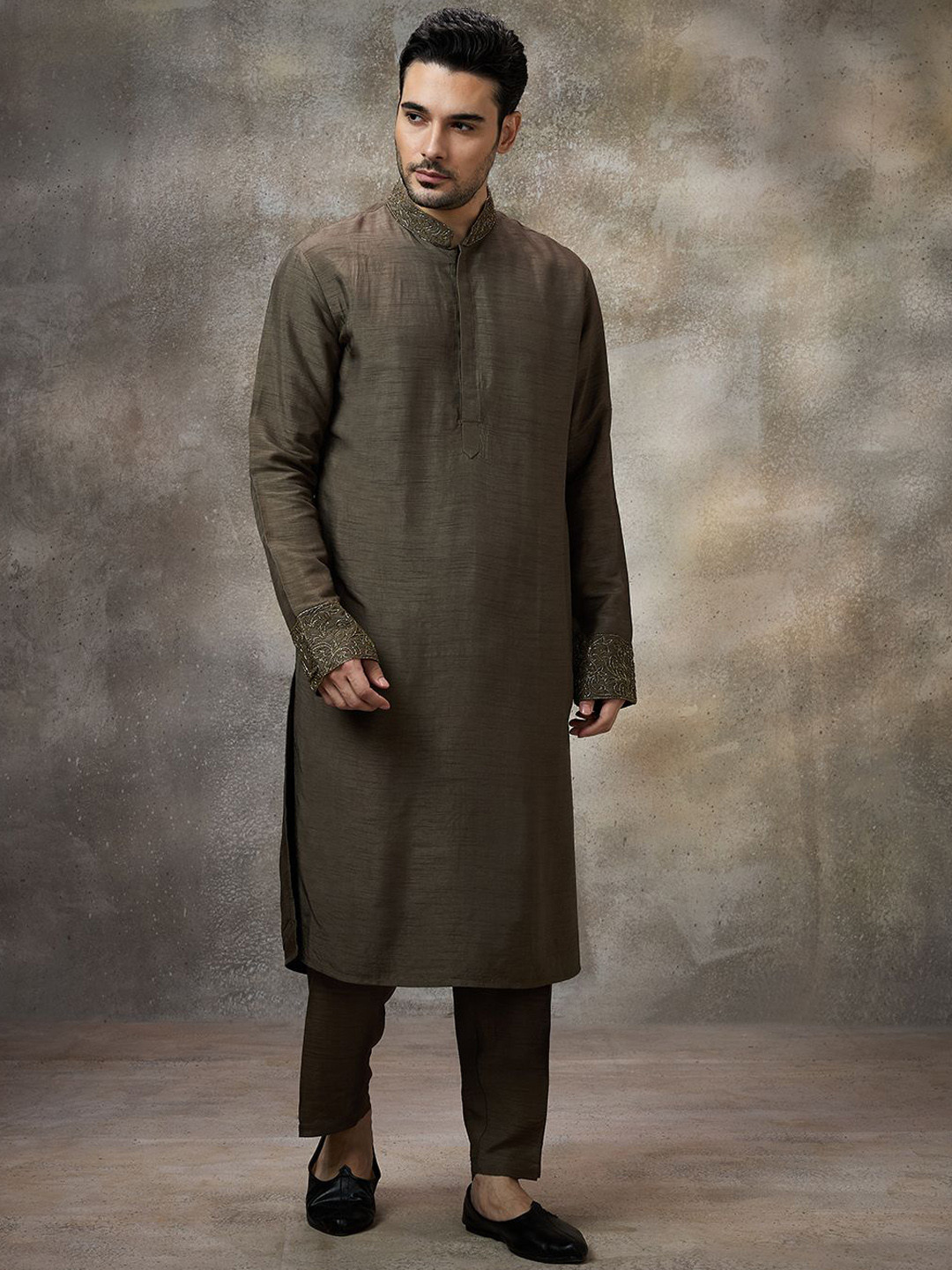 Rivaar By Rocky Star Solid Beads and Stones Mandarin Collar Kurta With Trousers