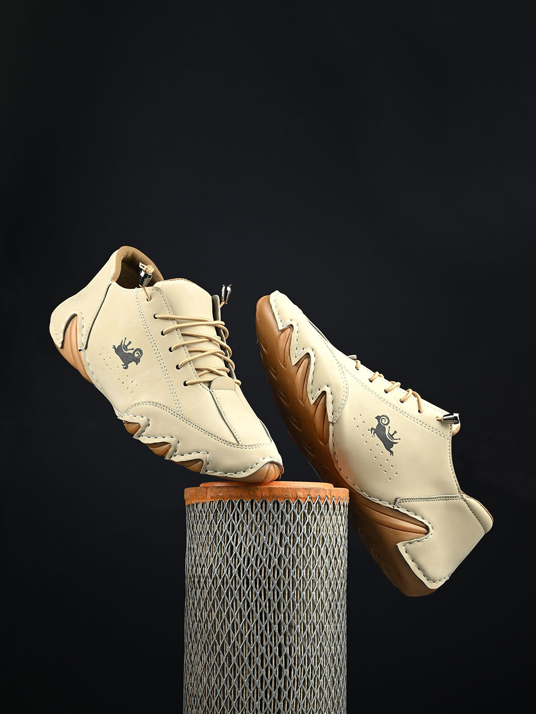 Corsac Men Fashion