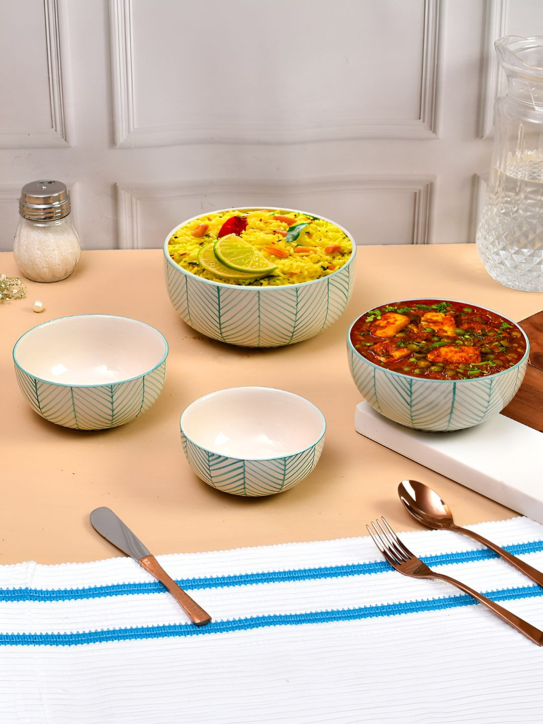 Aapno Rajasthan Cream & Green 4 Pieces Printed Ceramic Easy to Clean Glossy Serving Bowls