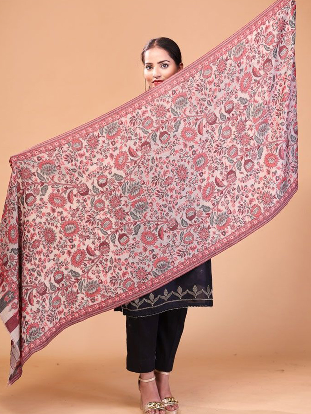 THE SHAWL STUDIO Women Fine Wool Flower Kani Stole