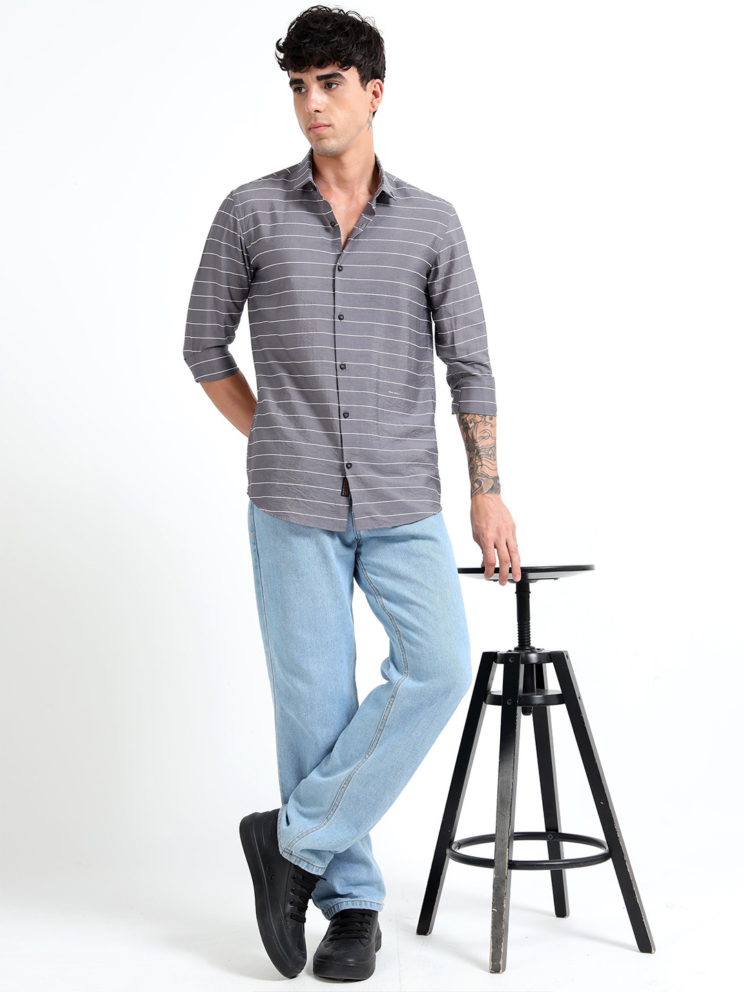 Mystery Of Fashion Men Classic Regular Fit Horizontal Stripes Casual Shirt