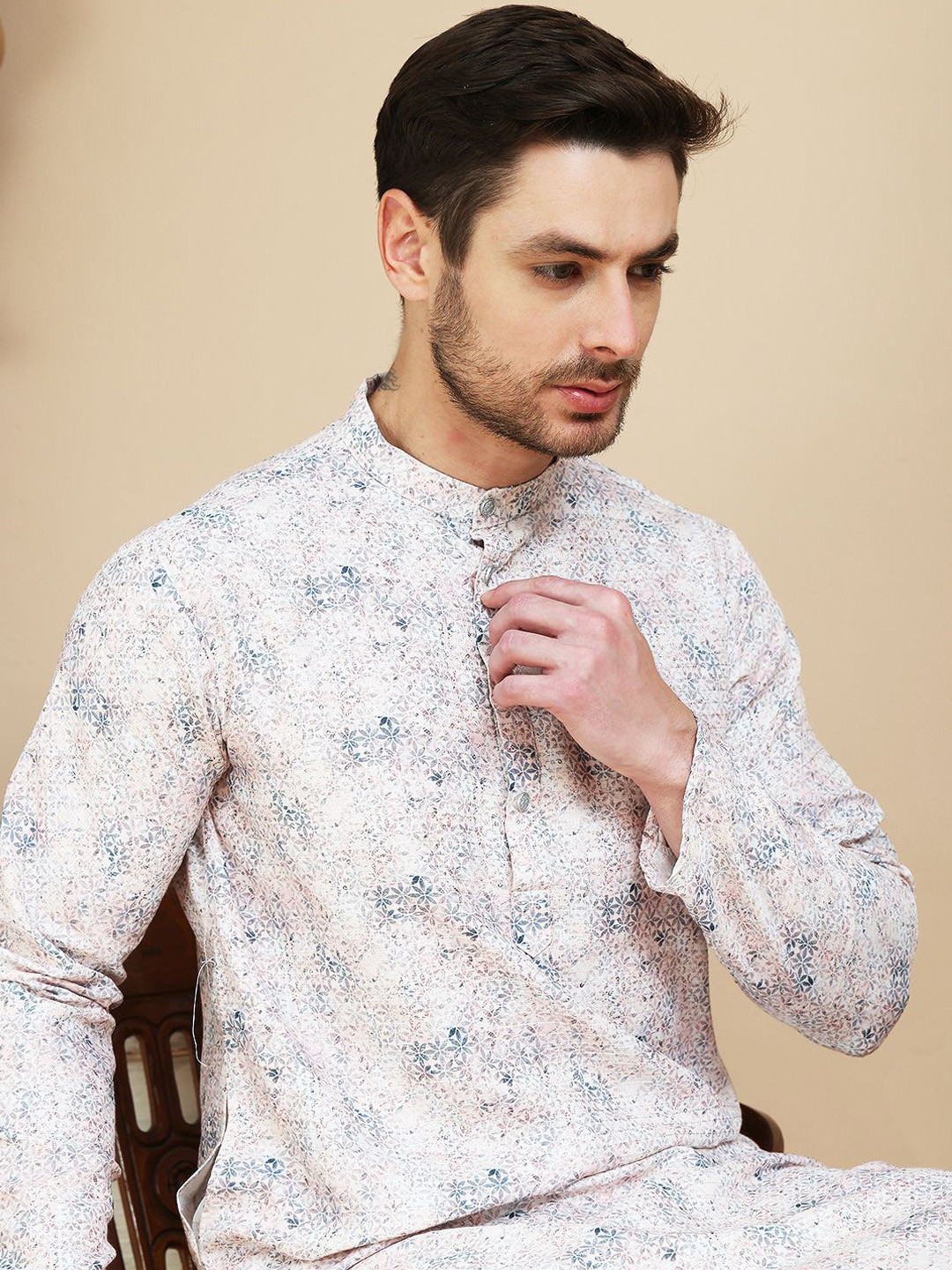 Anouk Mirage Floral Printed Band Collar Straight Kurta With Pyjamas