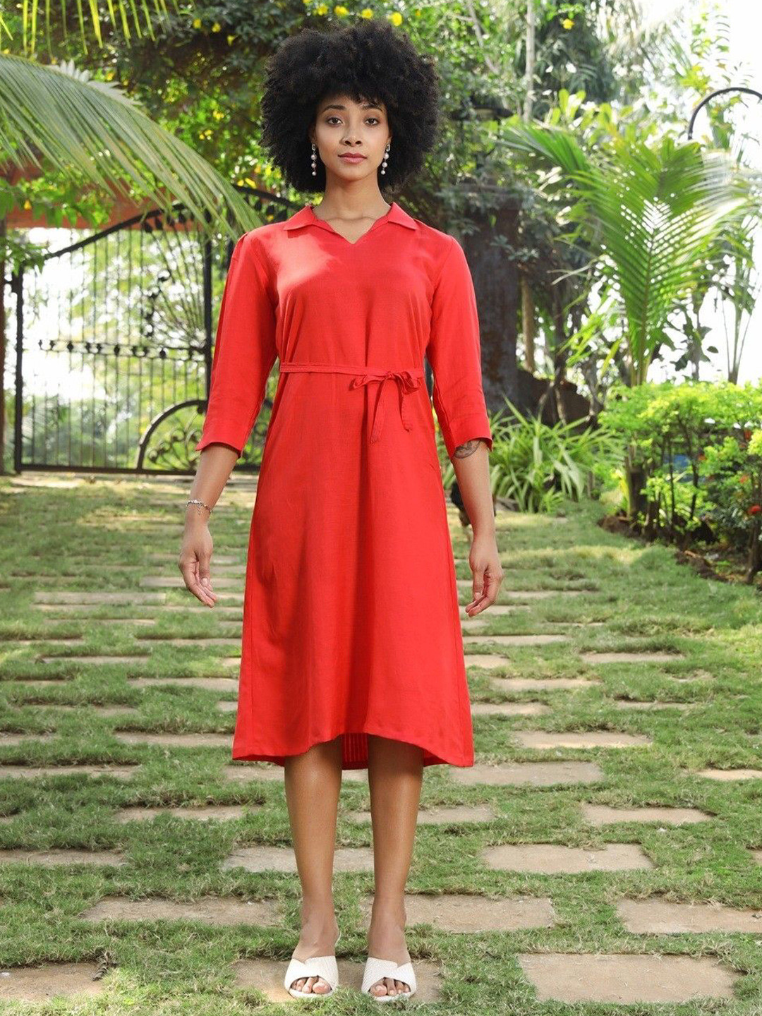 ROAR FOR GOOD Comfort Fit Hemp Dress with Open Collar and Adjustable Waist Belt