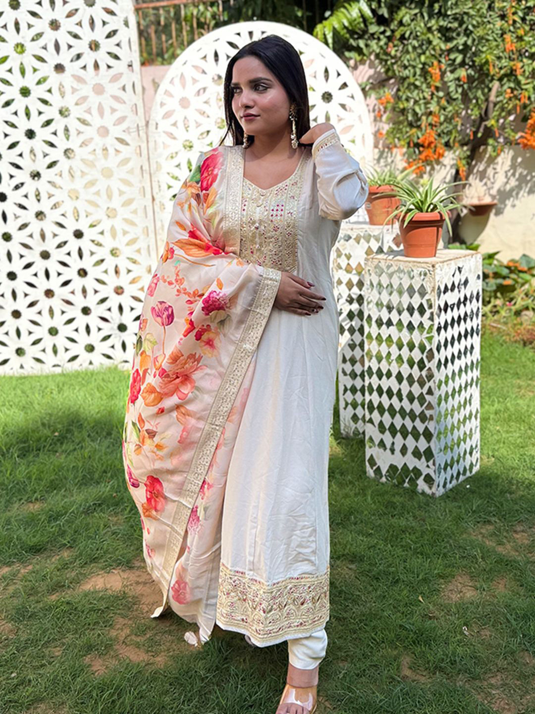 27 Drapes Women Yoke Design Regular Pure Cotton Kurta with Pyjamas & With Dupatta