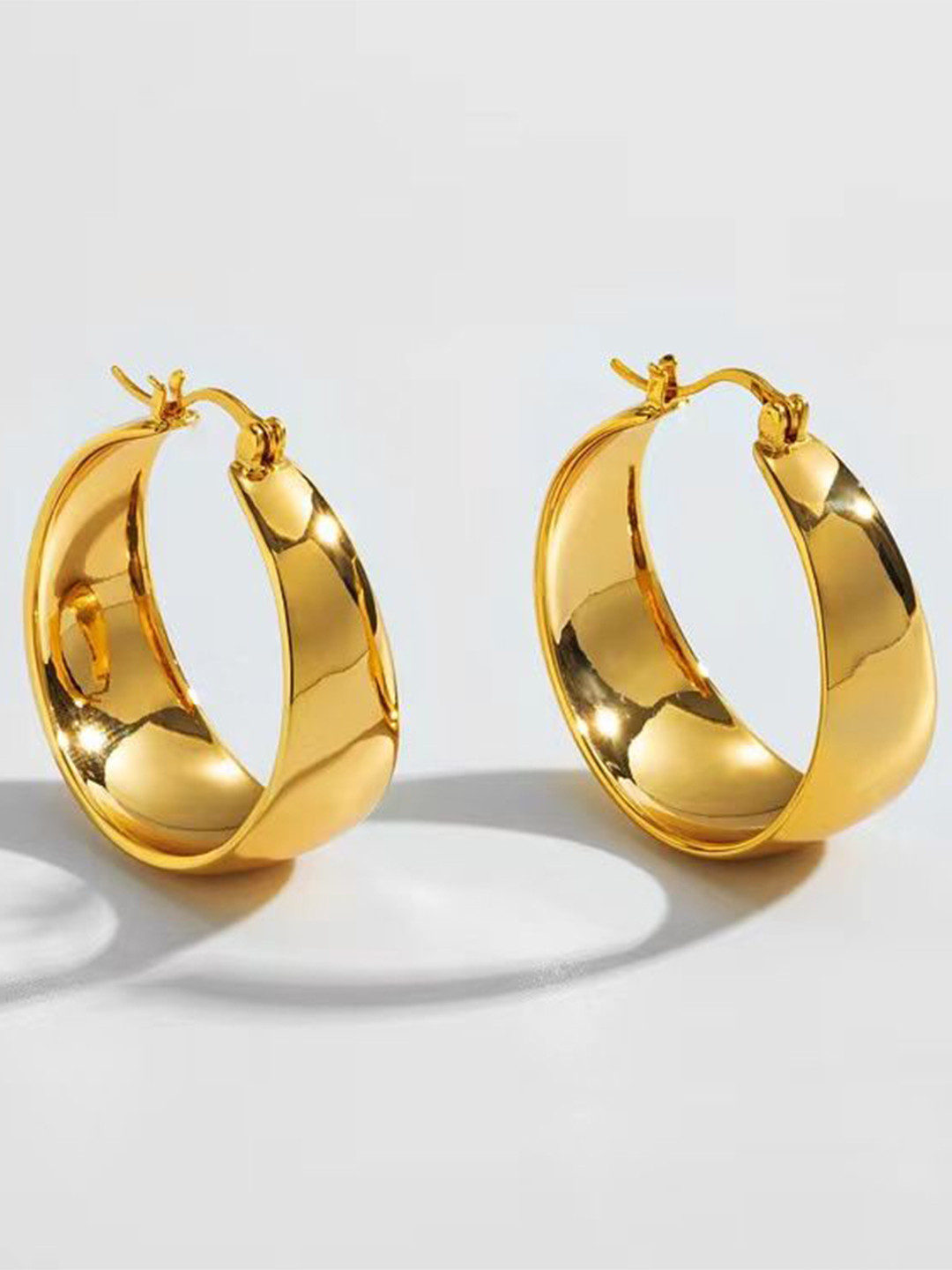 Aiza 18KT Gold Plated Bold Hoop Earrings