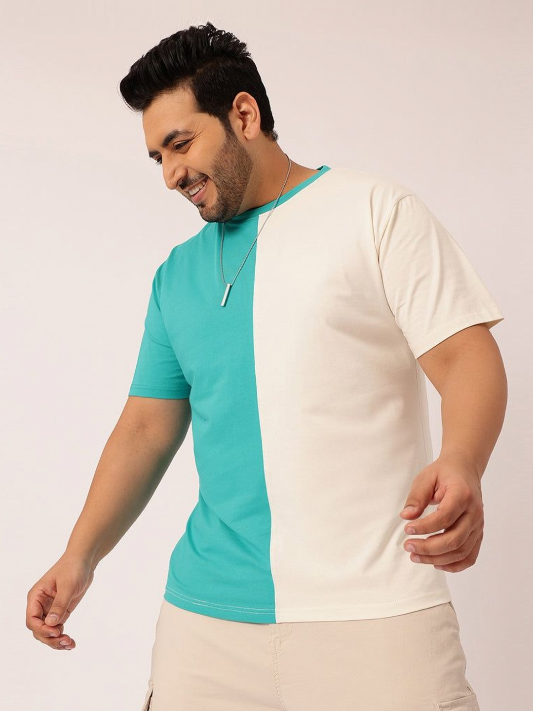 Toodle Plus Men Plus Size Colourblocked T-Shirt