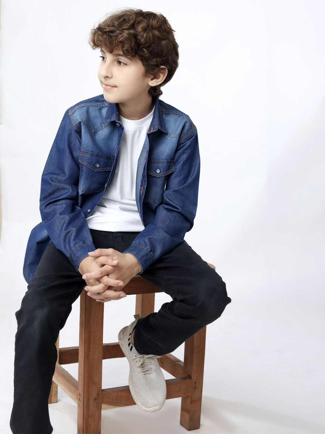 BEARSOUL Boy Spread Collar Relaxed Fit Casual Shirt