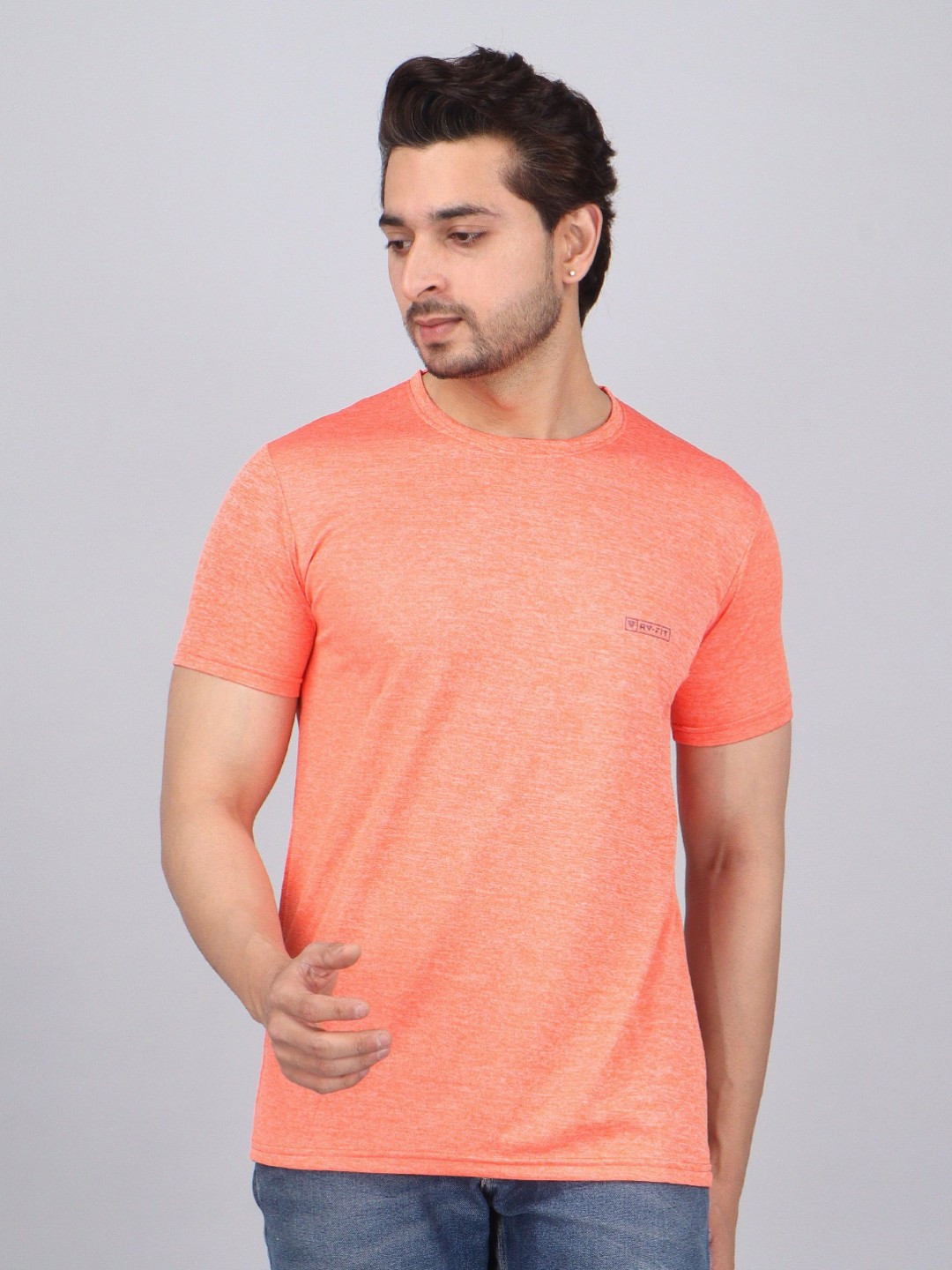 WILD ELEPHANT Men Solid Round Neck T-shirt