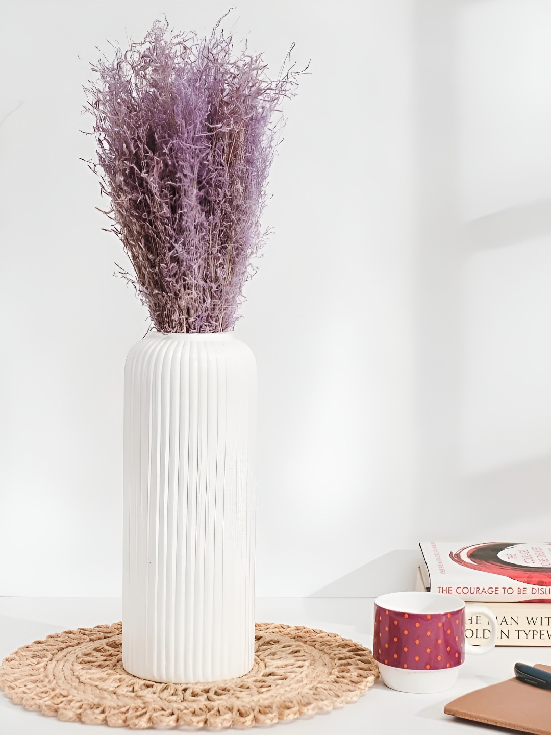THE WHITE SPACE LIVING White Ribbed Ceramic Flower Vase