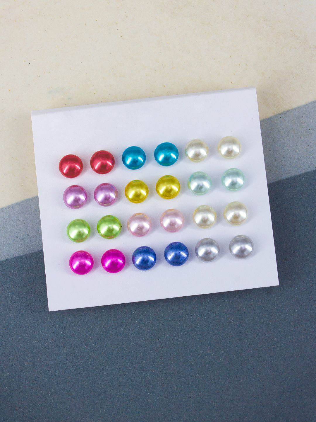 PRIVIU Set of 12 Faux-Pearls Circular Studs