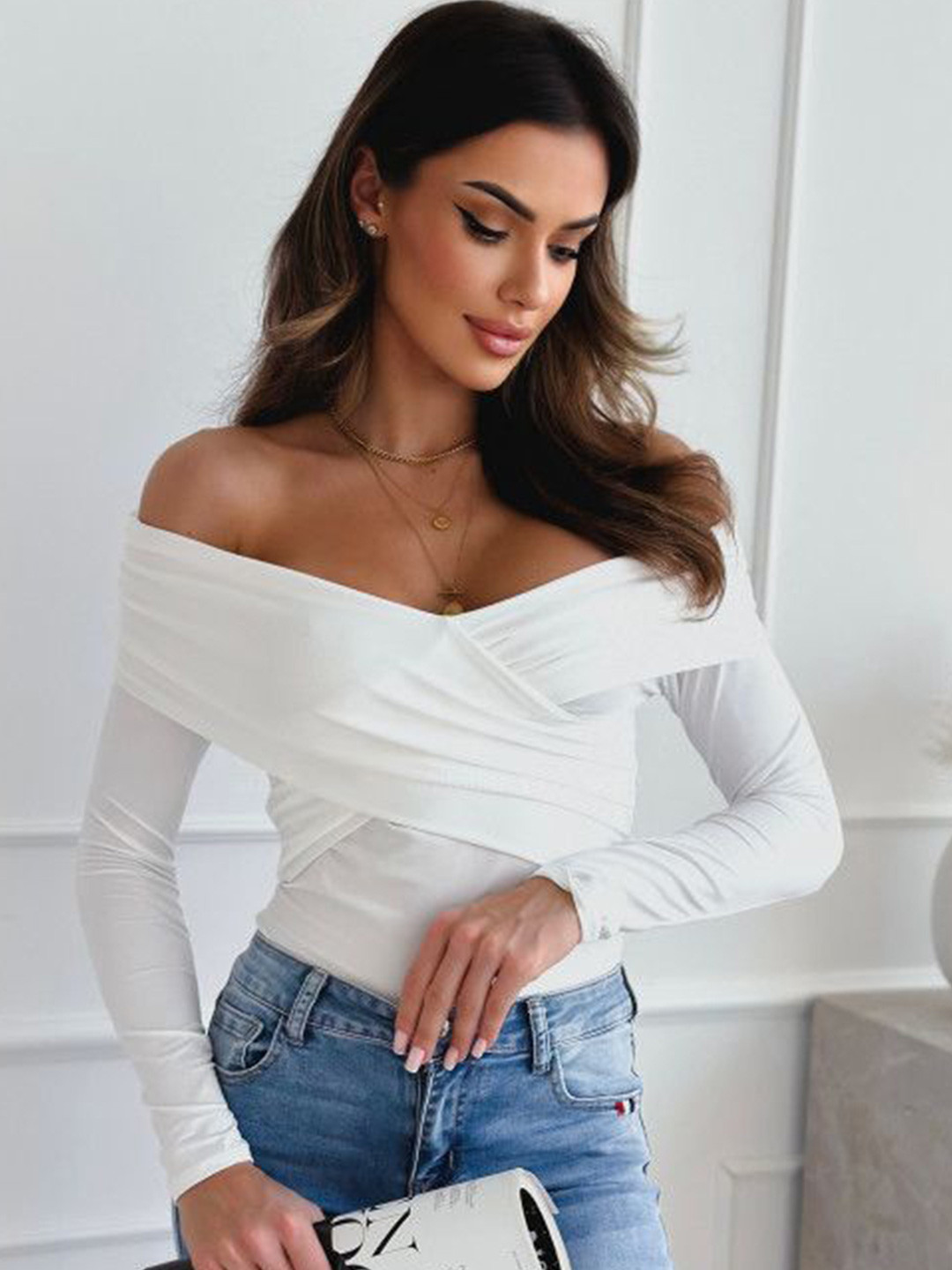 bebe White Off-Shoulder Ruched Full Sleeve Top